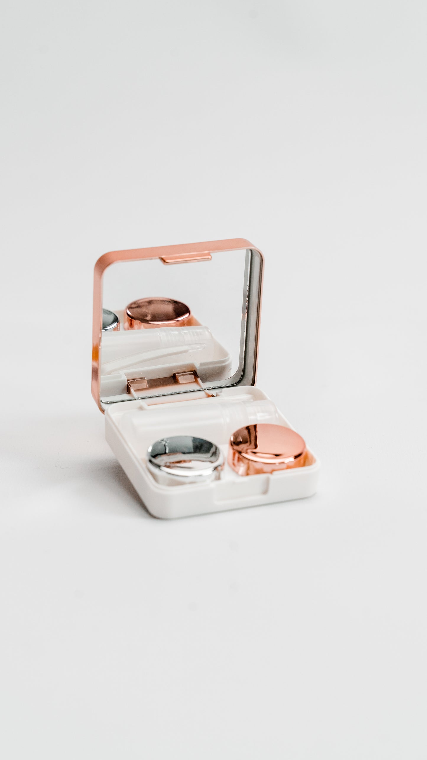 Dezzy's lens set case